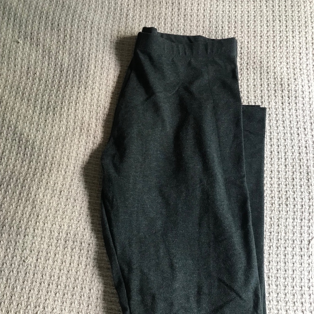 Victoria’s Secret SPORT leggings